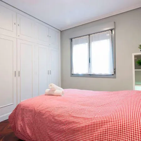 Usandizaga Ii By Basque Homes